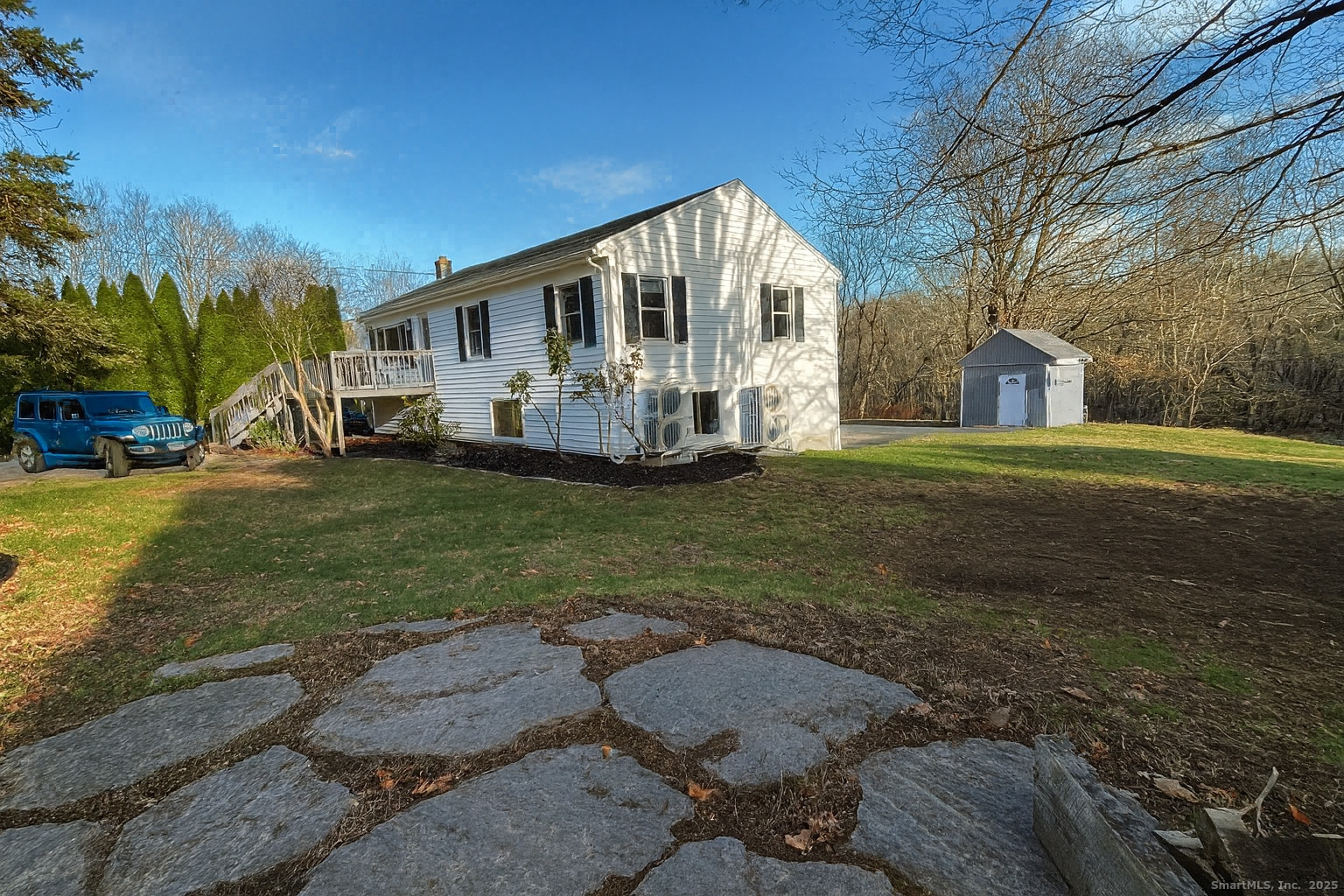 Homes for sale in Norwich, CT | 351 Harland Rd, Norwich, CT 06360 | MLS# 24139838