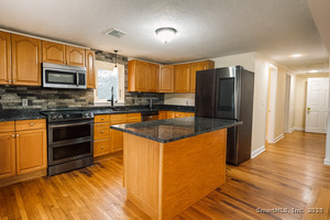 Homes for sale in Norwich, CT | 351 Harland Rd, Norwich, CT 06360 | MLS# 24139838