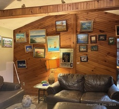 Homes for sale in Naugatuck, CT | 35 Monahan Ln, Naugatuck, CT 06770 | MLS# 24141470