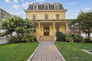 Homes for sale in Stamford, CT | 49 Glenbrook Rd #108, Stamford, CT 06902 | MLS# 24141644