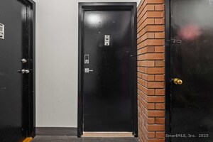 Homes for sale in Stamford, CT | 87 Glenbrook Rd #APT 3D, Stamford, CT 06902 | MLS# 24141656