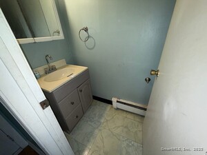 Homes for sale in Meriden, CT | 1001 Old Colony Rd #APT 2-4, Meriden, CT 06451 | MLS# 24141651