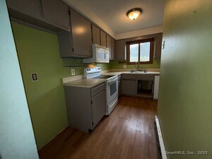 Homes for sale in Meriden, CT | 1001 Old Colony Rd #APT 2-4, Meriden, CT 06451 | MLS# 24141651