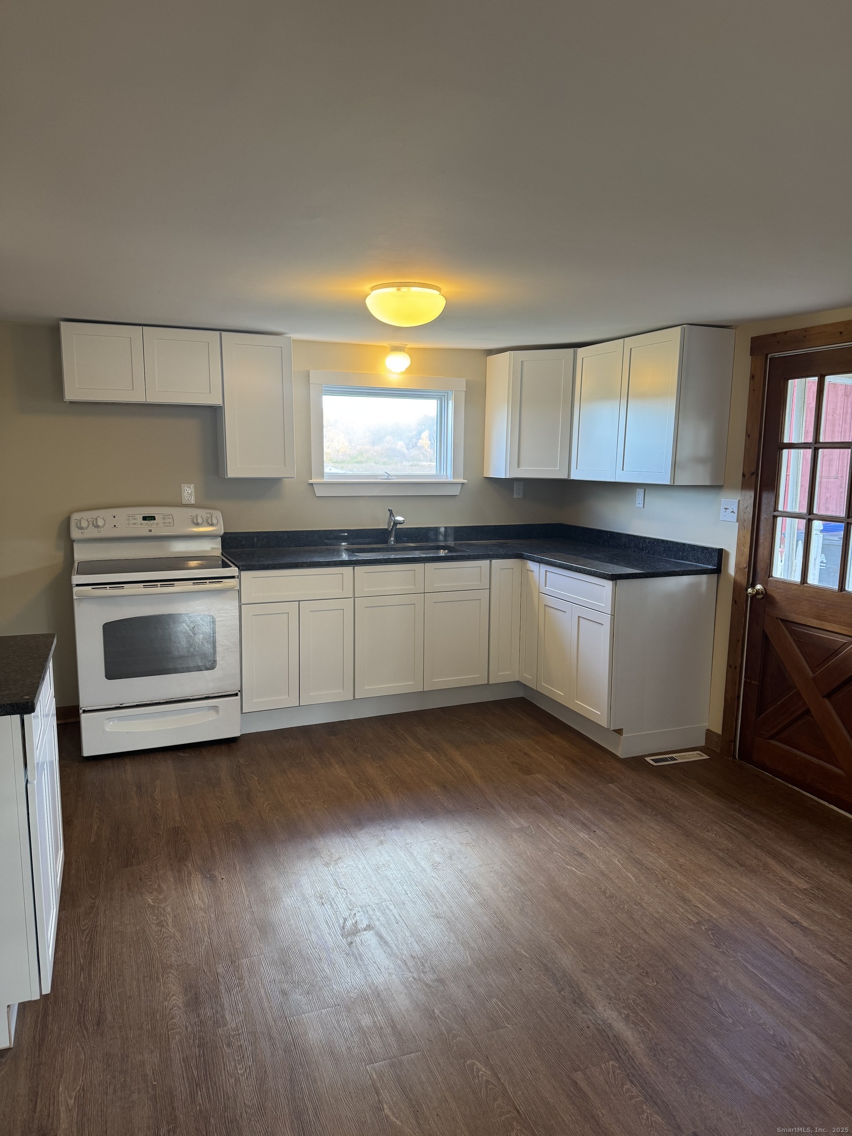 1896 Spruce, Suffield, 06078, 2 Bedrooms Bedrooms, 0 ,1 BathroomBathrooms,Residential Rental,For Sale,Spruce,0,24140750