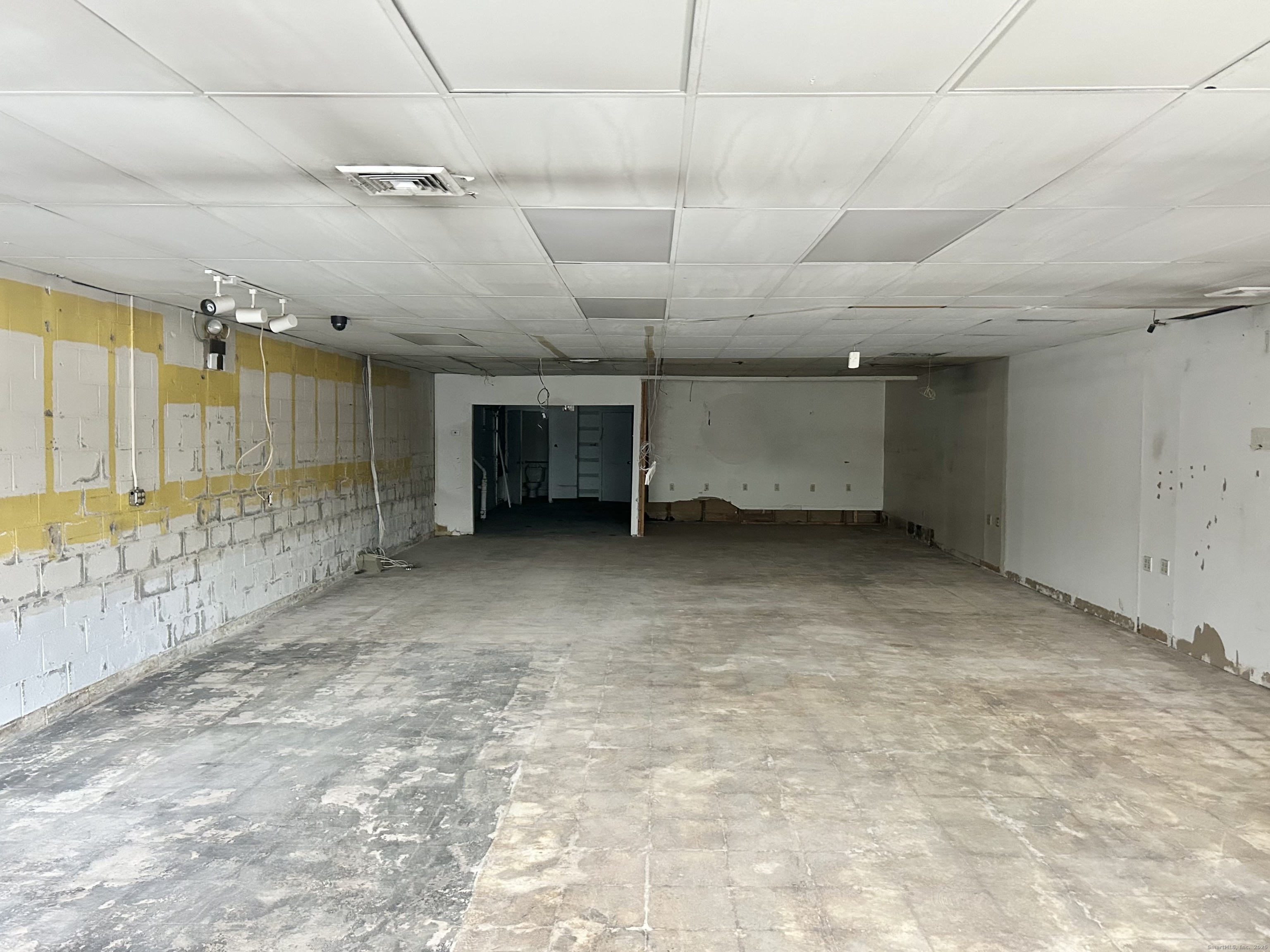 344 Main, Clinton, 06413, 0 , 0 ,0,Commercial For Lease,For Rent,Main,0,24116876