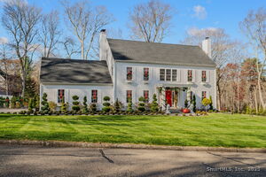 Homes for sale in Essex, CT | 9 Essex Hills Dr, Essex, CT 06426 | MLS# 24141057