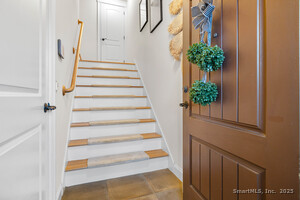 Homes for sale in Norwich, CT | 19 Thermos Ave #7, Norwich, CT 06360 | MLS# 24141752