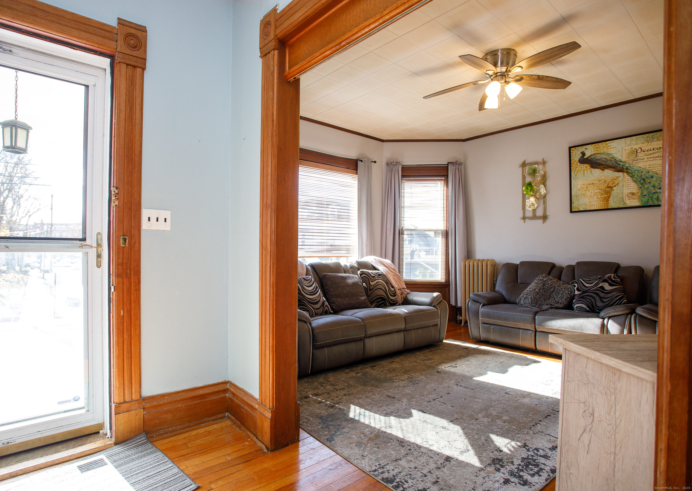 Photo 3 of 27 West Street, New London, CT