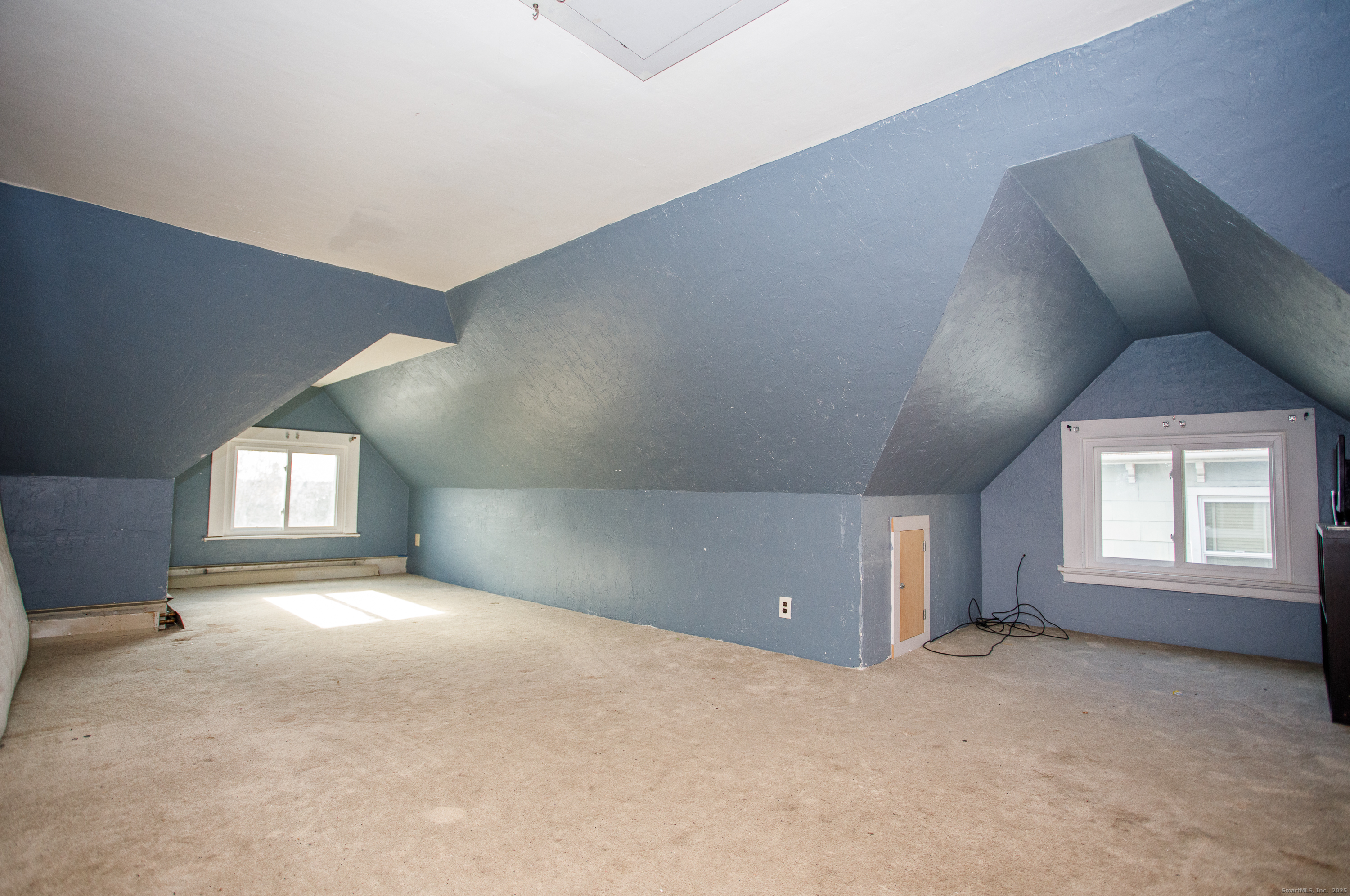 Photo 18 of 27 West Street, New London, CT