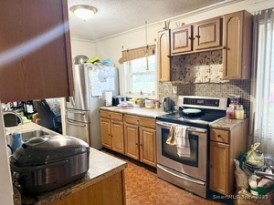 Homes for sale in East Hartford, CT | 35 Patton St, East Hartford, CT 06118 | MLS# 24140827