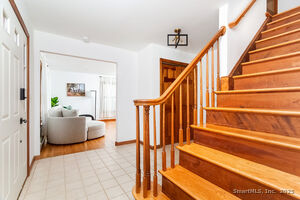 Homes for sale in Brookfield, CT | 8 Phoebee Ln, Brookfield, CT 06804 | MLS# 24141611