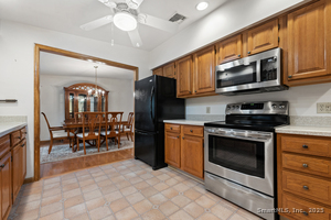 Homes for sale in Seymour, CT | 56 Great Hill Rd, Seymour, CT 06483 | MLS# 24141021