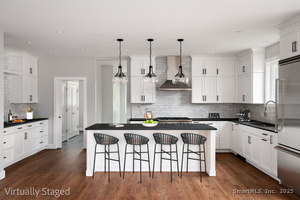 Homes for sale in Stamford, CT | 6 Walnut Ridge Ct, Stamford, CT 06905 | MLS# 24140093