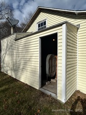 Homes for sale in Naugatuck, CT | 236 Union City Rd, Naugatuck, CT 06770 | MLS# 24141792