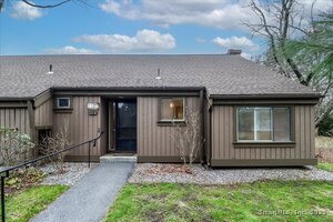 Homes for sale in Southbury, CT | 487 Heritage Vlg #B, Southbury, CT 06488 | MLS# 24141667