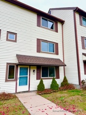 Homes for sale in Cromwell, CT | 58 Blackhaw Dr #58, Cromwell, CT 06416 | MLS# 24141844