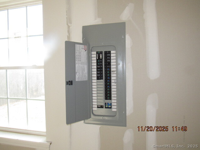 31 Warm Earth, Naugatuck, 06770, 4 Bedrooms Bedrooms, 0 ,2 BathroomsBathrooms,Single Family For Sale,For Sale,Warm Earth,0,24054857