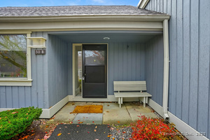 Homes for sale in Southbury, CT | 511 Heritage Vlg #B, Southbury, CT 06488 | MLS# 24136461