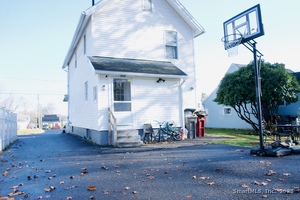 Homes for sale in Naugatuck, CT | 66 N Hoadley St, Naugatuck, CT 06770 | MLS# 24141478