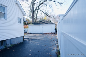 Homes for sale in Naugatuck, CT | 66 N Hoadley St, Naugatuck, CT 06770 | MLS# 24141478