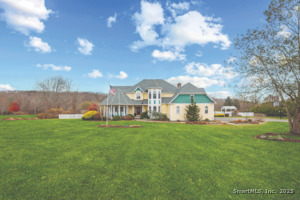 Homes for sale in Wallingford, CT | 16 Marie Ln, Wallingford, CT 06492 | MLS# 24138228