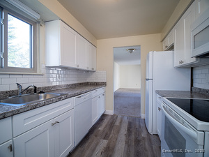 Homes for sale in Stratford, CT | 79 River Bend Rd #B, Stratford, CT 06614 | MLS# 24141880