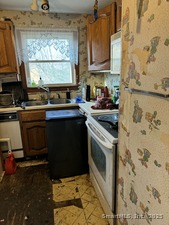 Homes for sale in Bozrah, CT | 6 Elaine St, Bozrah, CT 06334 | MLS# 24141927