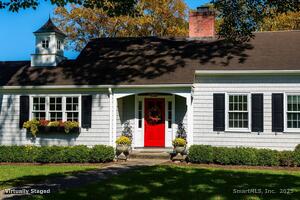 Homes for sale in Essex, CT | 13 Hemlock Dr, Essex, CT 06426 | MLS# 24134905