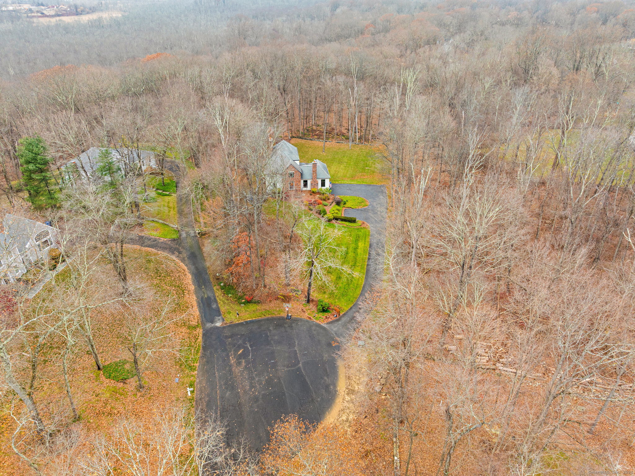 Homes for sale in Ridgefield, CT | 40 Hull Pl, Ridgefield, CT 06877 | MLS# 24140211