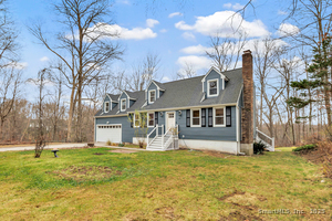Homes for sale in Oxford, CT | 19 Good Hill Rd, Oxford, CT 06478 | MLS# 24141999