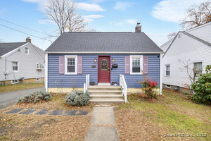 Homes for sale in Fairfield, CT | 279 Knapps Hwy, Fairfield, CT 06825 | MLS# 24142012