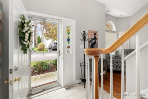 Homes for sale in Stamford, CT | 596 Glenbrook Rd #APT 36, Stamford, CT 06906 | MLS# 24138206