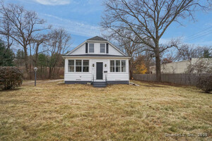 Homes for sale in Killingly, CT | 1067 N Main St, Killingly, CT 06241 | MLS# 24142065