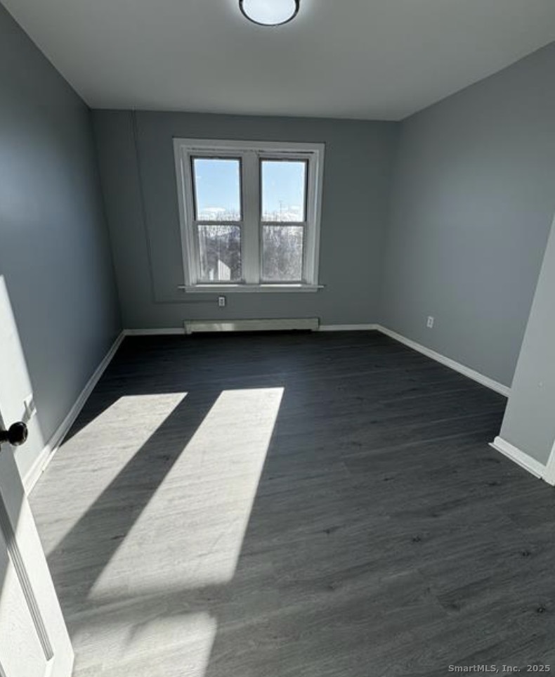 413 Main, Bridgeport, 06608, 3 Bedrooms Bedrooms, 0 ,1 BathroomBathrooms,Residential Rental,For Sale,Main,0,24029231