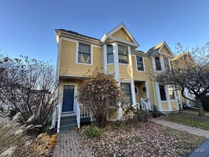 Homes for sale in New Haven, CT | 926 Quinnipiac Ave #APT 1, New Haven, CT 06513 | MLS# 24141833