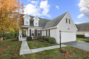 Homes for sale in Avon, CT | 8 Kenington Rd #8, Avon, CT 06001 | MLS# 24142060