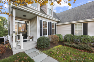 Homes for sale in Avon, CT | 8 Kenington Rd #8, Avon, CT 06001 | MLS# 24142060