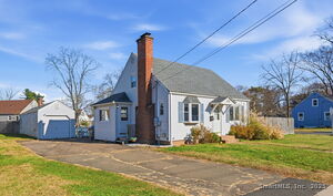 Homes for sale in Manchester, CT | 43 Salem Rd, Manchester, CT 06040 | MLS# 24141653