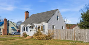 Homes for sale in Manchester, CT | 43 Salem Rd, Manchester, CT 06040 | MLS# 24141653