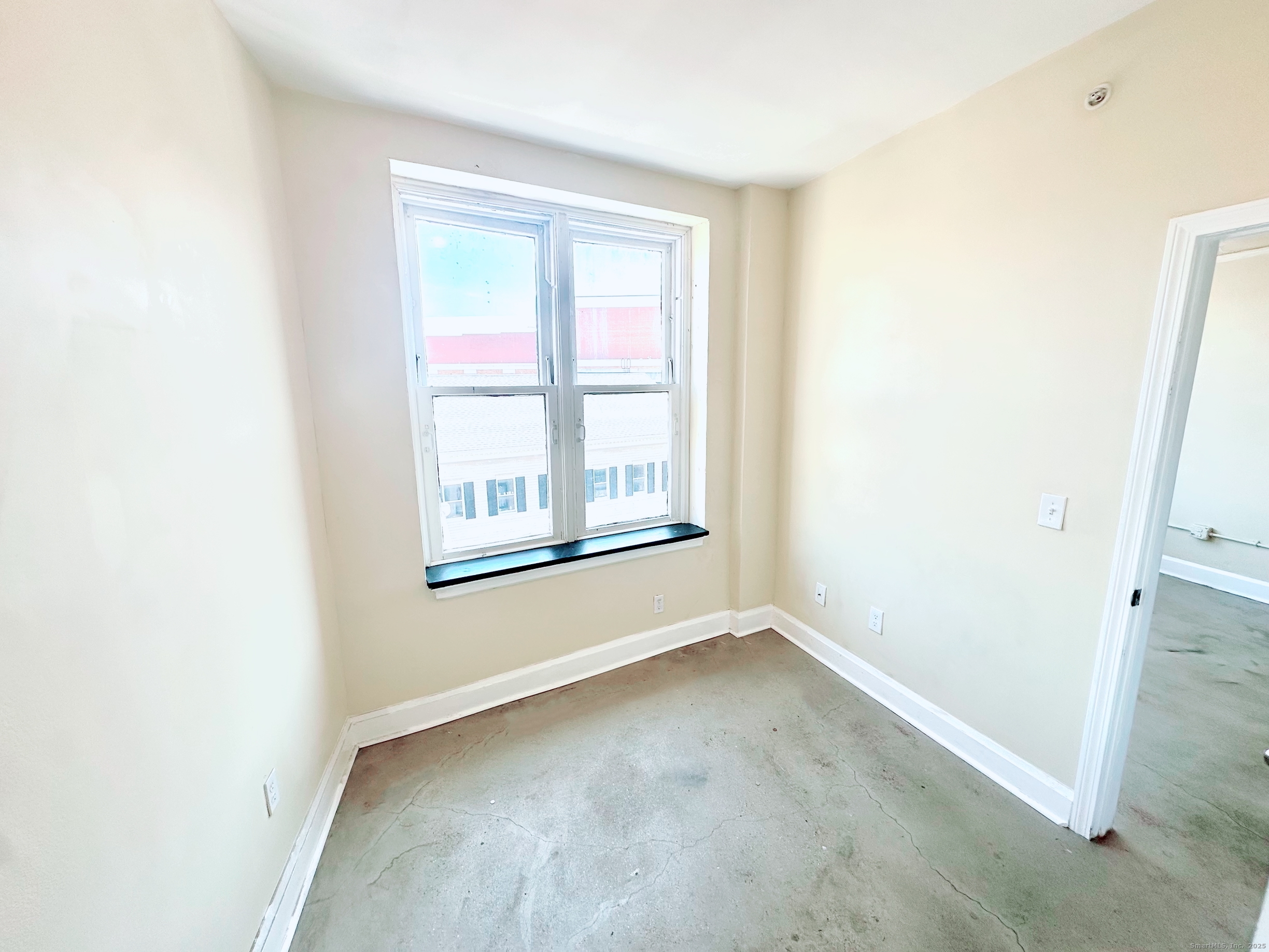 77 Bank, Waterbury, 06702, 1 Bedroom Bedrooms, 0 ,1 BathroomBathrooms,Residential Rental,For Sale,Bank,0,24115899