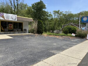 Homes for sale in East Lyme, CT | 217 Boston Post Rd, East Lyme, CT 06333 | MLS# 24142190