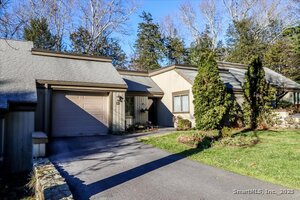 Homes for sale in Southbury, CT | 25 Heritage Crst #C, Southbury, CT 06488 | MLS# 24140617