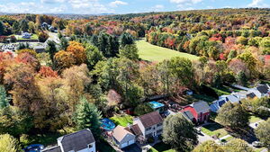 Homes for sale in Middletown, CT | 27 Valley Dr, Middletown, CT 06457 | MLS# 24135299