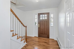 Homes for sale in New Canaan, CT | 12 Lincoln Dr, New Canaan, CT 06840 | MLS# 24137621