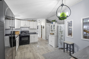 Homes for sale in Ledyard, CT | 1010 Long Cove Rd, Ledyard, CT 06339 | MLS# 24141759