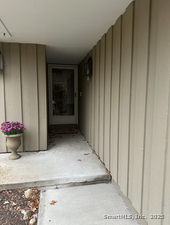 Homes for sale in Norwalk, CT | 10 Ledgebrook Dr #10, Norwalk, CT 06854 | MLS# 24135023