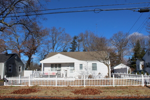 Homes for sale in East Hartford, CT | 98 Shadycrest Dr, East Hartford, CT 06118 | MLS# 24142180