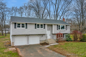 Homes for sale in South Windsor, CT | 31 Wendy Dr, South Windsor, CT 06074 | MLS# 24141758
