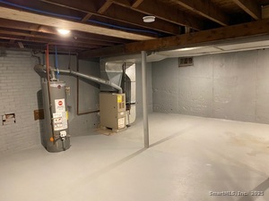 Homes for sale in Hartford, CT | 452 Broadview Ter, Hartford, CT 06106 | MLS# 24142212