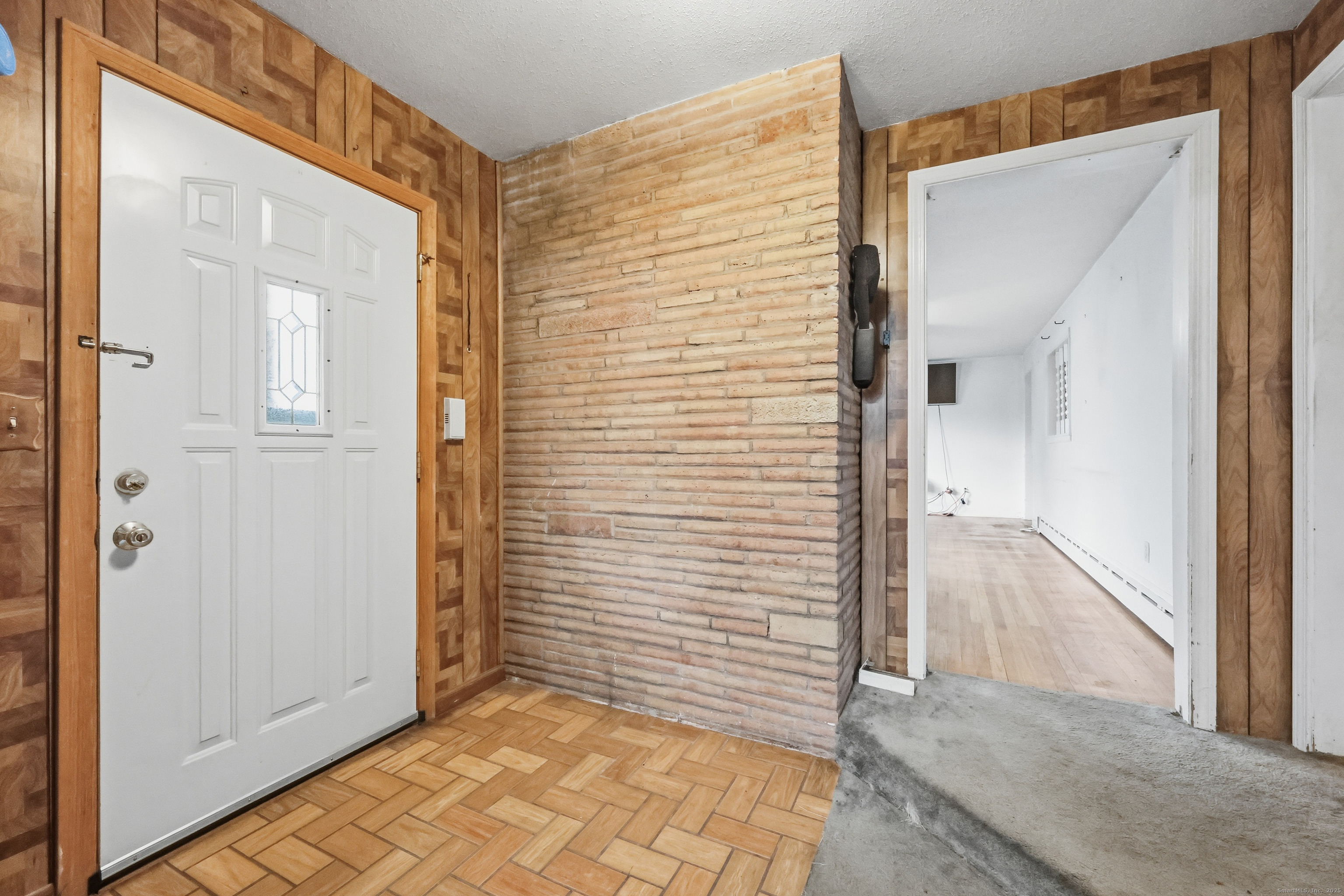 Homes for sale in Plainville, CT | 140 Cooke St, Plainville, CT 06062 | MLS# 24132286